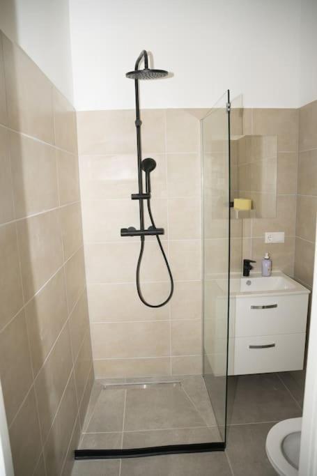 Rrooms Smart Appartement Виена Екстериор снимка